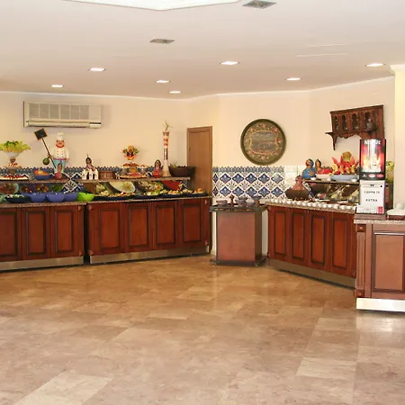 Semesteranläggning (resort) Elysee 3*