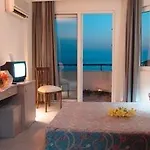 Elysee Resort 3*