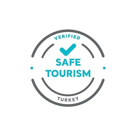 إليسي بيتش 3*