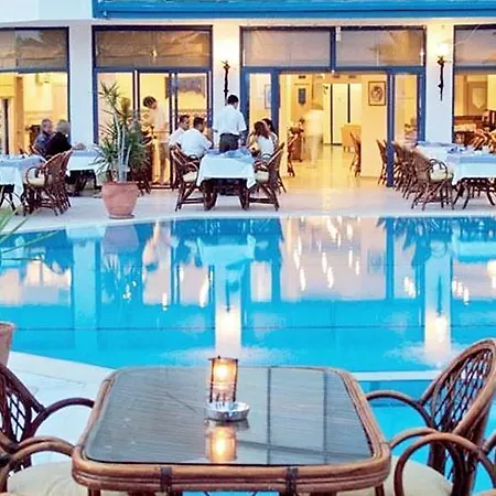 إليسي بيتش منتجع