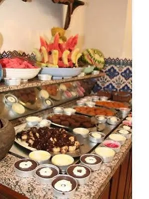 منتجع إليسي بيتش