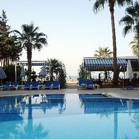 منتجع إليسي بيتش